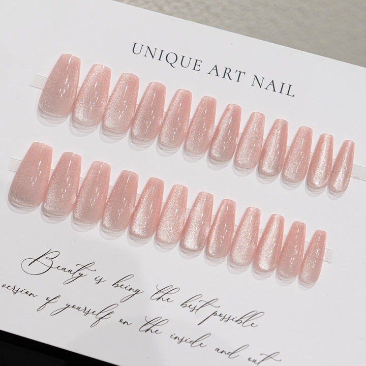 Press-On Nagelkunst mit glänzendem Finish