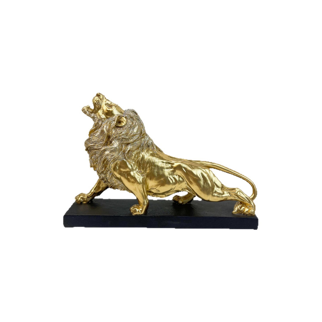 Dekorative Löwenfigur mit goldenen Details Karnz