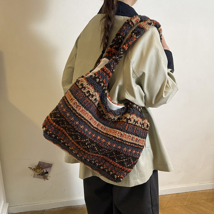 WoBohemian Strick Hobo Tasche Karnz