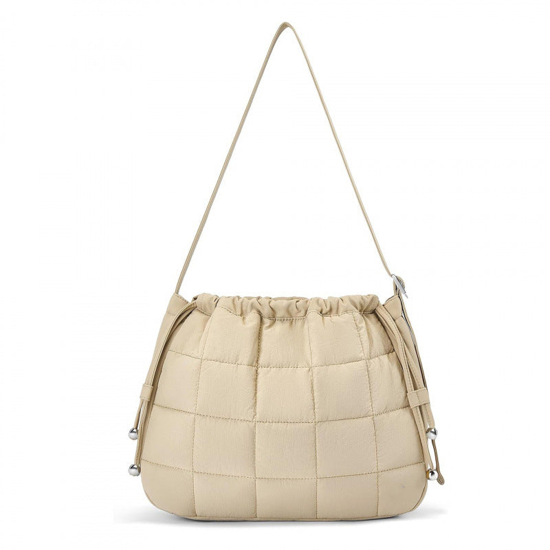 Modische Quilted Umhängetasche Karnz