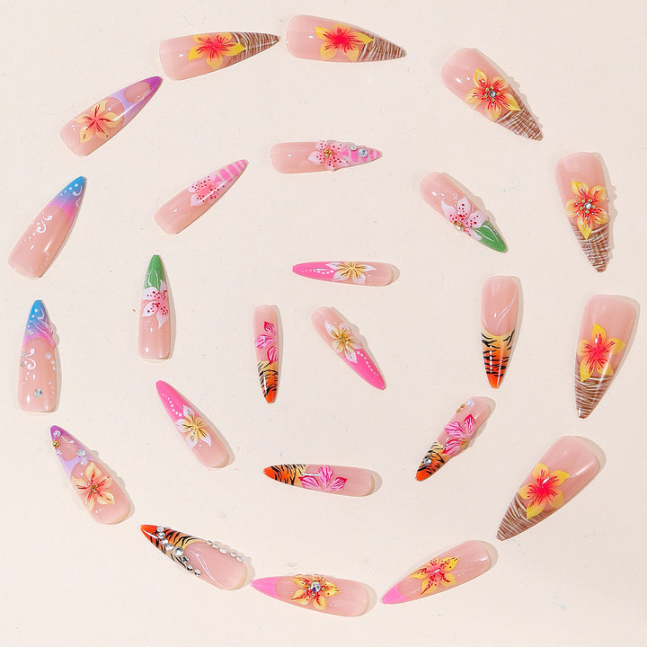 3D Floral Akzent Nagelkunst Extensions Karnz