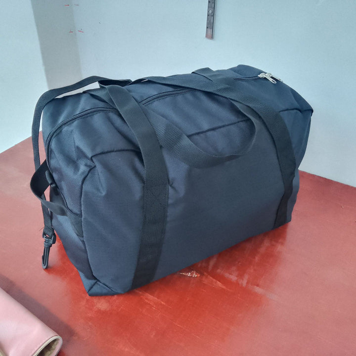 Geräumige Freizeit-Tasche Karnz