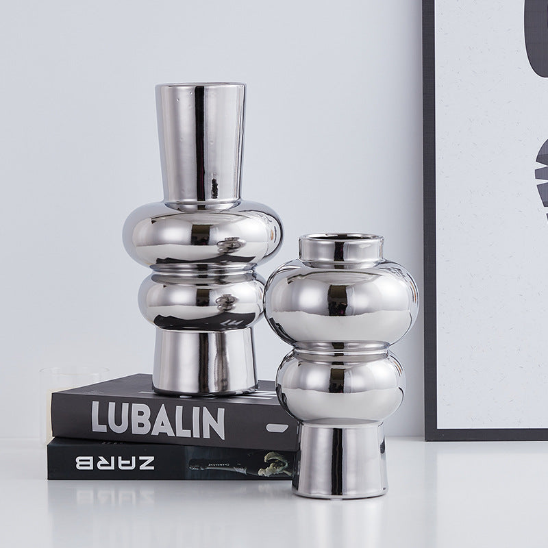 Elegante Moderne Keramikvase Karnz