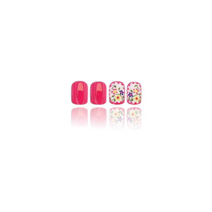 Handgemachtes Nageldesign Karnz