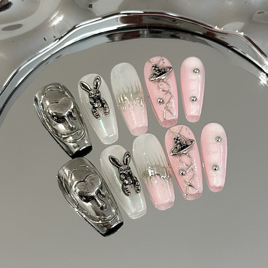 Dekorative Fantasy-Themen Press-On Nagelkunst
