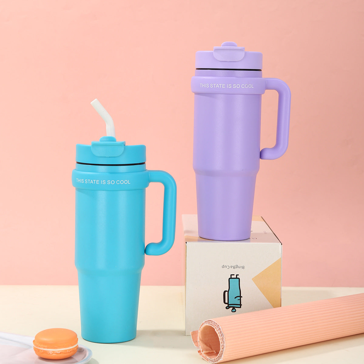 Unisex Trinkbecher mit integriertem Strohhalm Karnz