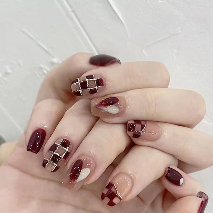 Elegantes Dekoratives Nagelkunstset