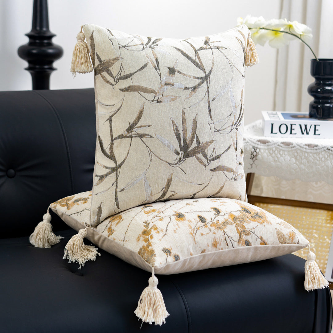 Luxuriöser Sofa- und Bettschmuck