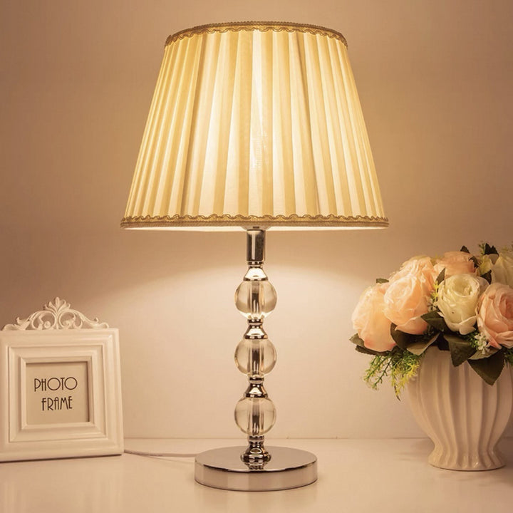 Elegante Glasfuß Tischlampe