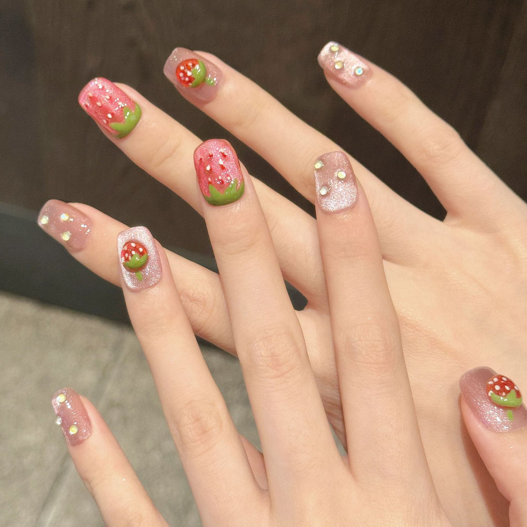 Erdbeer-Themen-Nagelkunst-Set