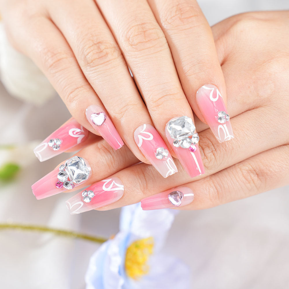 Dekorative Nagelkunst Karnz