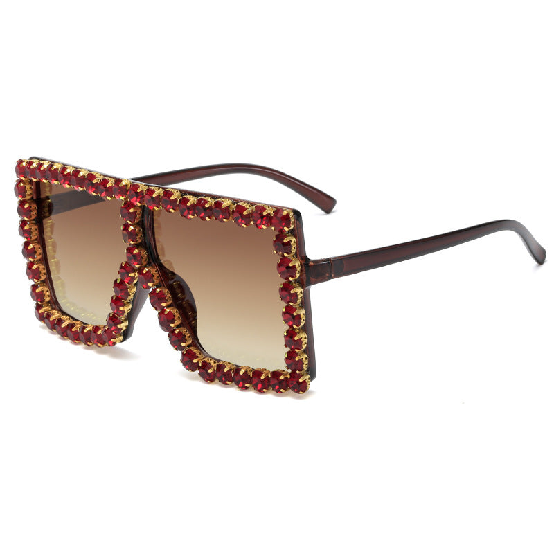 Damen auffällige quadratische Sonnenbrille mit funkelnden Applikationen Karnz