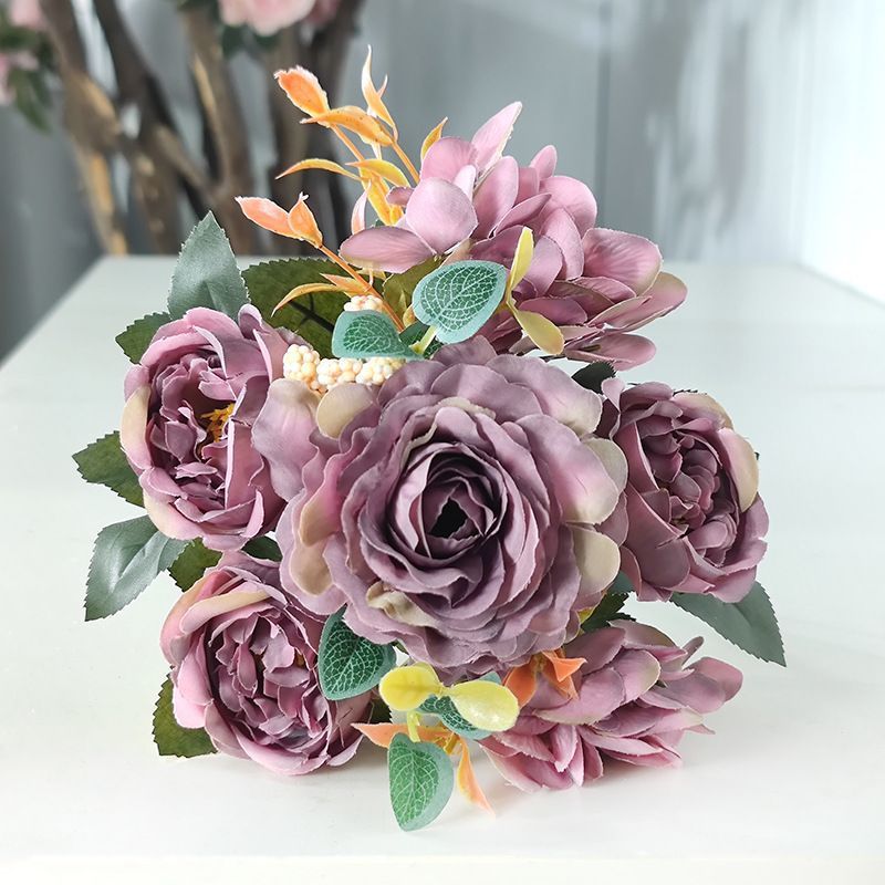 Elegante Künstliche Blumenarrangement für Innendekor