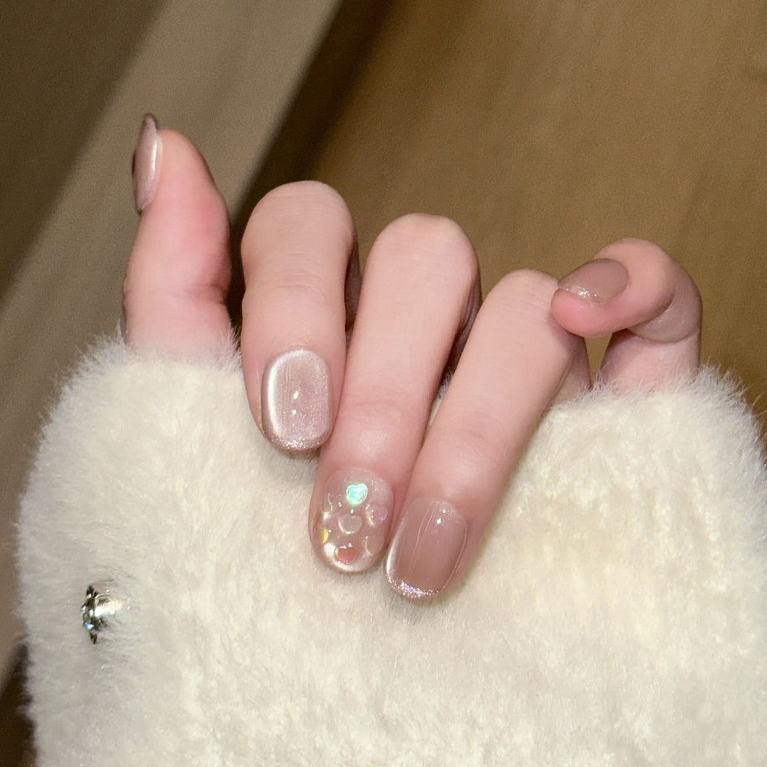 Heart-Accent Press-On Nail Set Karnz