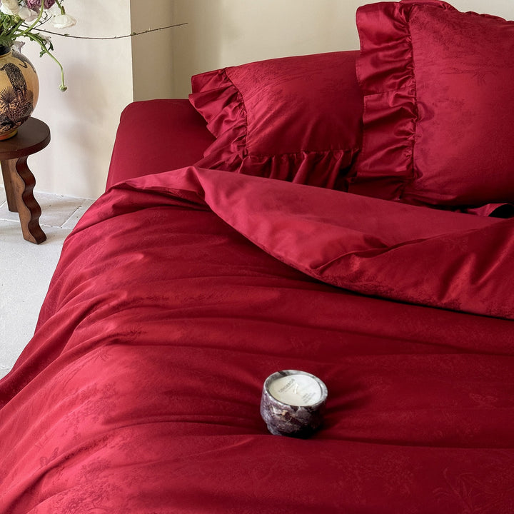 Bettwäsche-Garnitur mit Rüschensaum, eingewebtem Blumen-Jacquard und luxuriöser Baumwollsatin-Qualität
