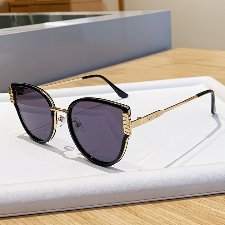 Damen Cat-Eye Sonnenbrille mit eleganten akzentuierten Gläsern Karnz