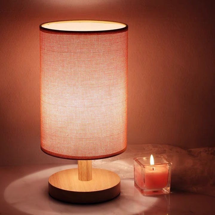 Zeitgenössische stilvolle Tischlampe