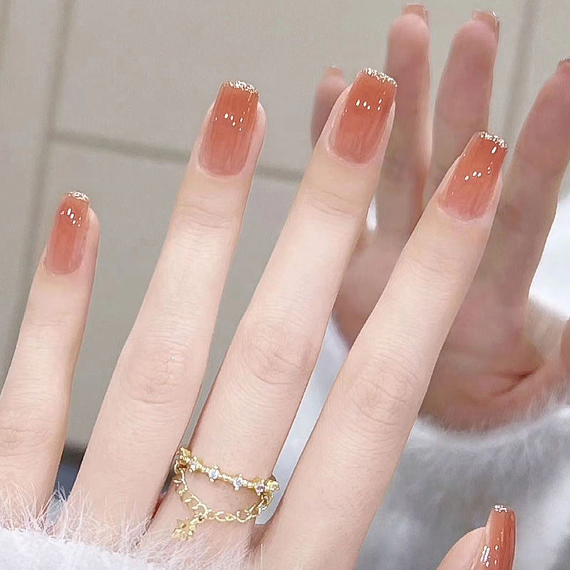 Glamouröse Nageldesigns Karnz