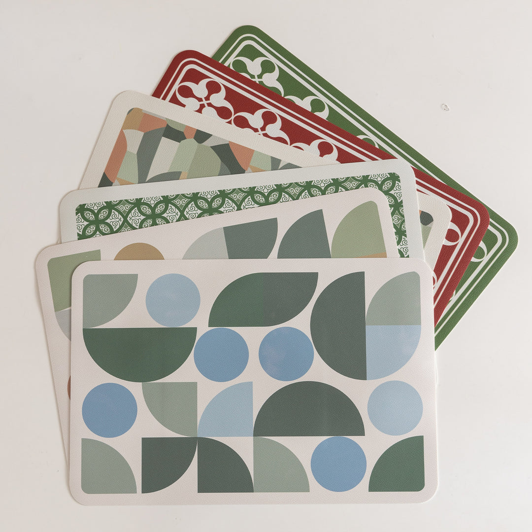 Abwischbare Retro-Tischsets aus Kunstleder mit geometrischem Muster Karnz
