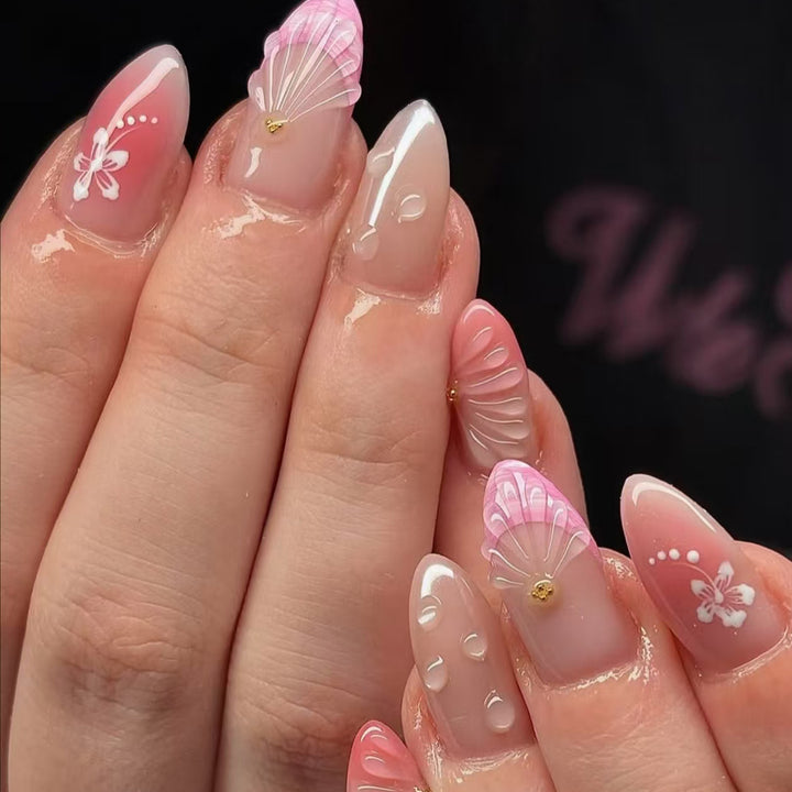 Kunstnagel-Set mit floralen Motiven und 3D-Verzierungen Karnz