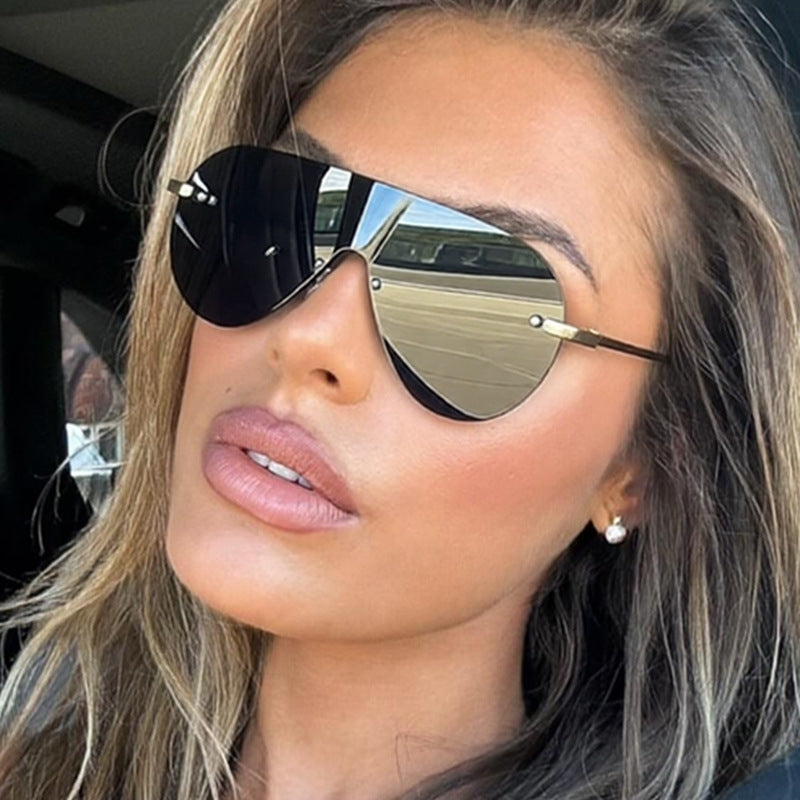 Damen Oversized Sonnenbrille im modernen Aviator-Stil Karnz