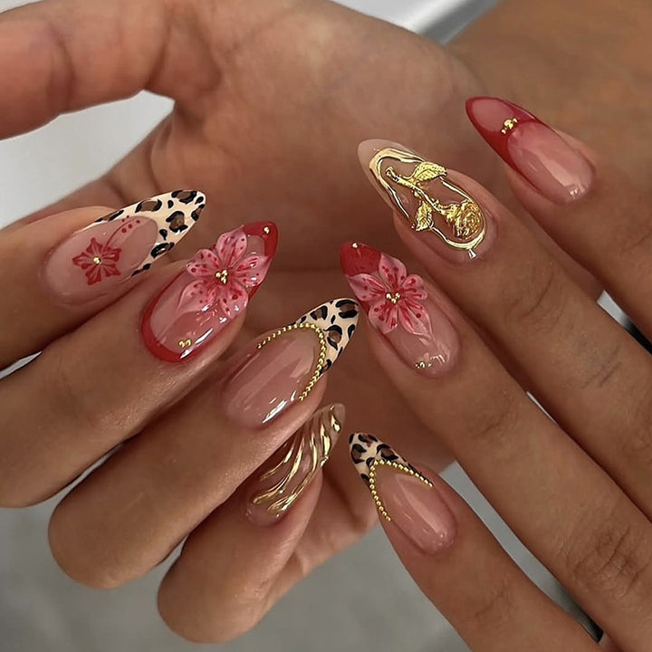 Florales Design Acryl-Nagelset Karnz