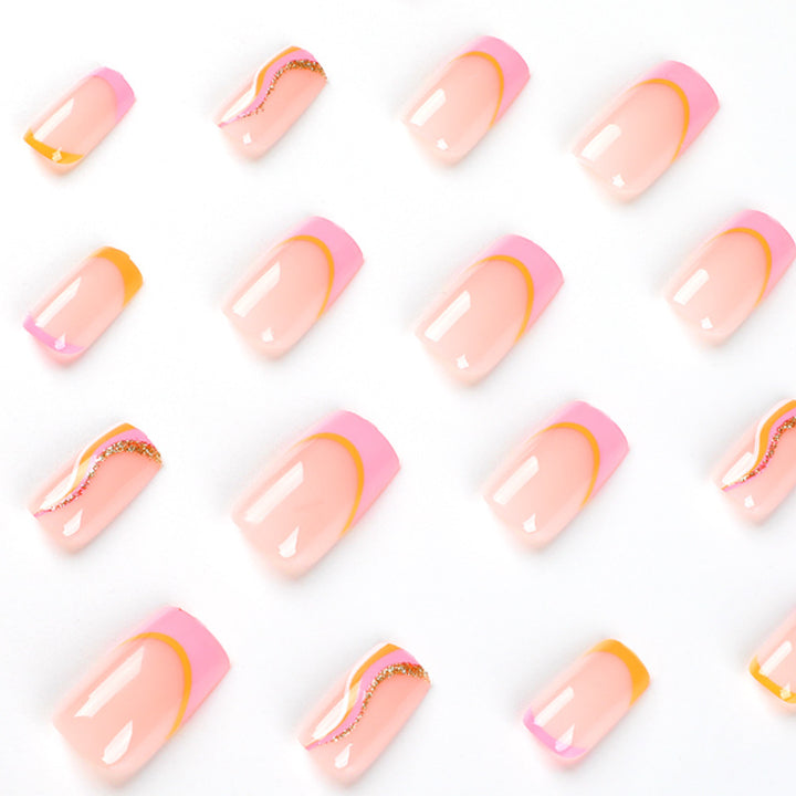 Künstliche Nagelkunst mit trendigem Farbverlauf Karnz