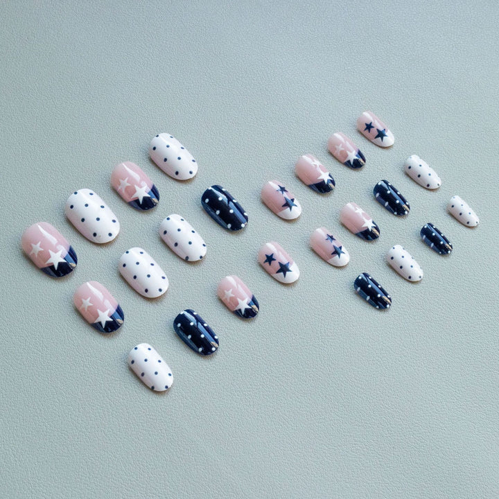 Künstlerisches Stern- und Pünktchen-Nagelkunstset
