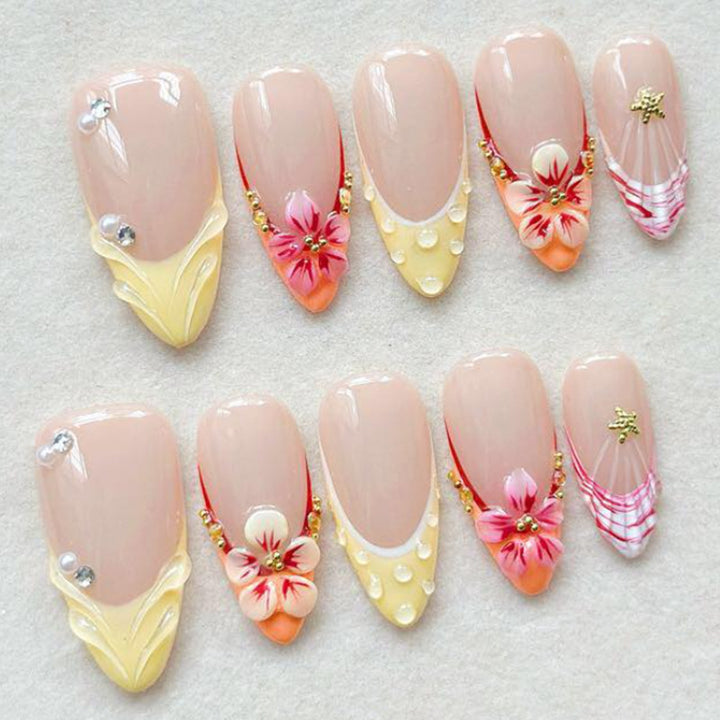 Beeindruckendes florales Design Press-On Nagelset Karnz