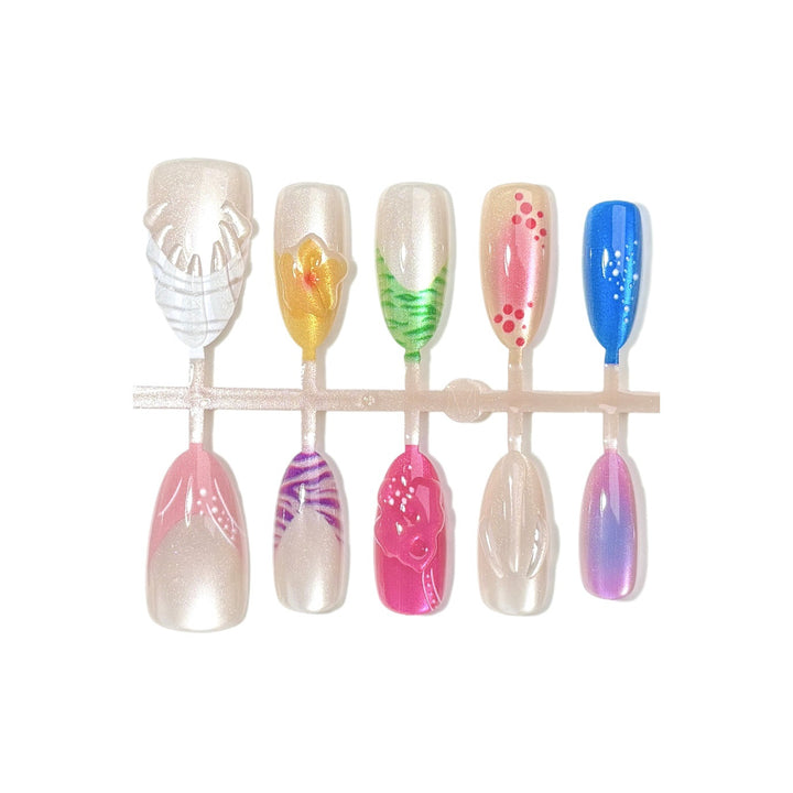 Kreatives themenbasiertes Press-On Nagelkunstset