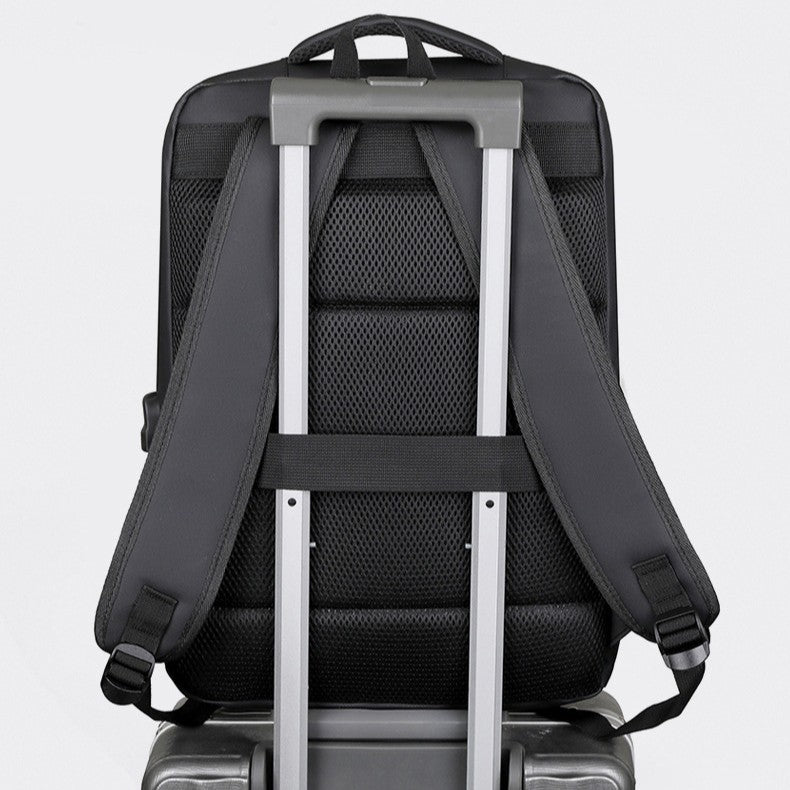 Stylischer Hochkapazitäts-Laptop-Rucksack Karnz