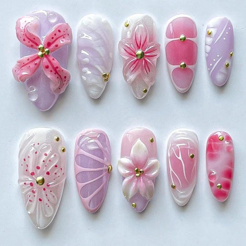 Künstlerische Blumen Press-On Nagelkollektion Karnz