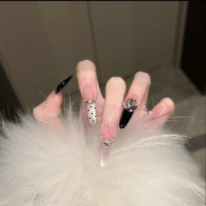 Stylische Nagelkunst