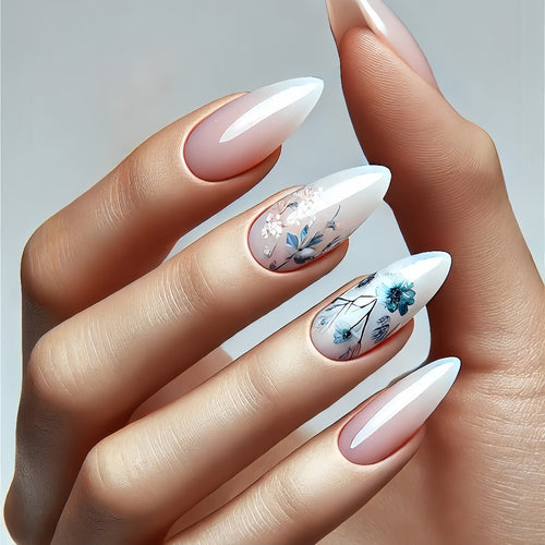 Kunstnägel mit Blumendesign und Glanz Karnz
