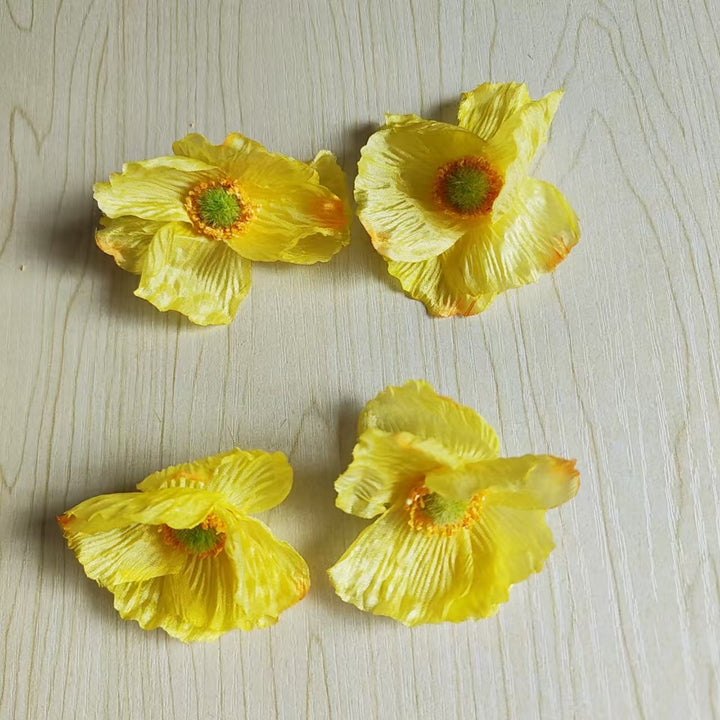 Realistische Seidenblumenverzierungen