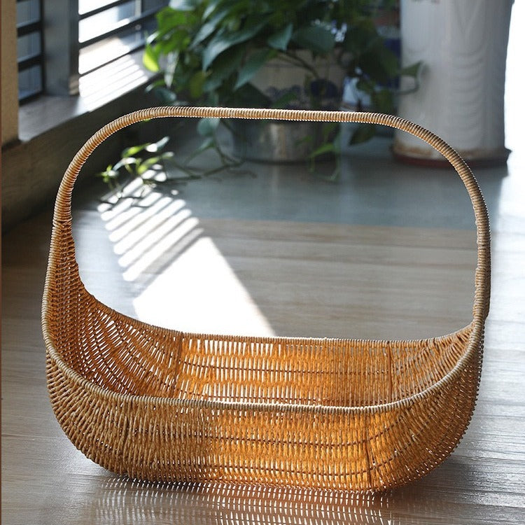 Damen Handgefertigter Rattan Korb mit eleganter Kontur Karnz