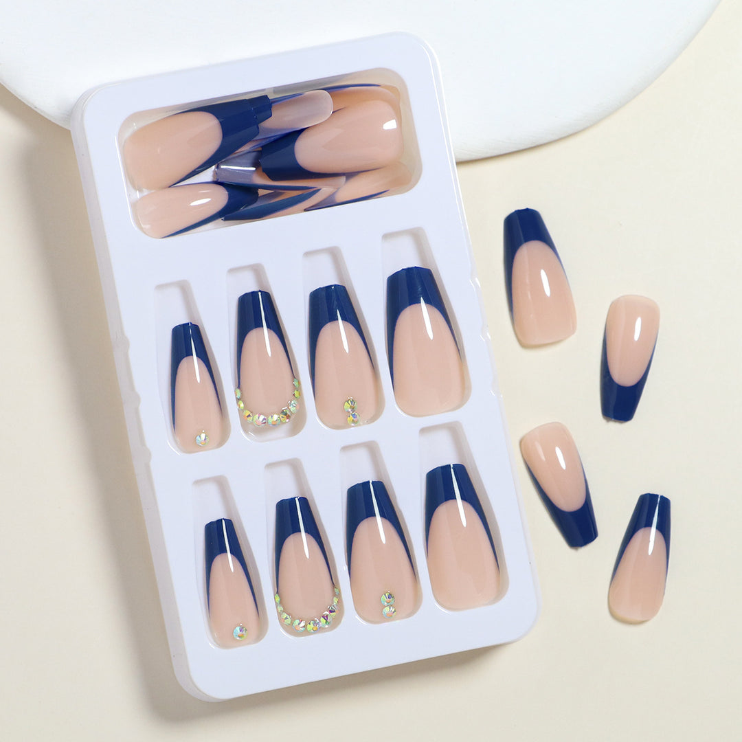 Premium Französischer Tip Press-On Nail Set Karnz