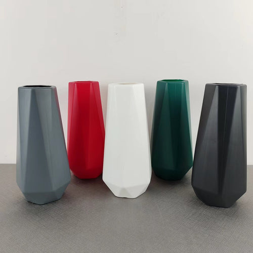 Moderne geometrische Dekovase Karnz