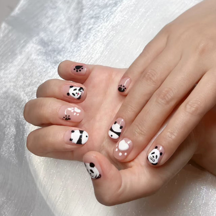 Kreatives Panda-Themen-Nagelkunst-Set