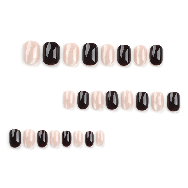 Kunstvolle Nagelverlängerungen mit elegantem Glitzer- und Ombre-Design Karnz