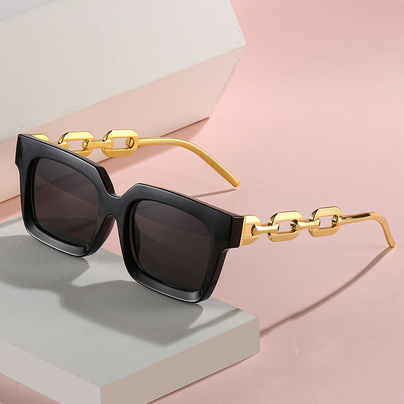 Damen modische Sonnenbrille mit einzigartigem Kettenelement Karnz