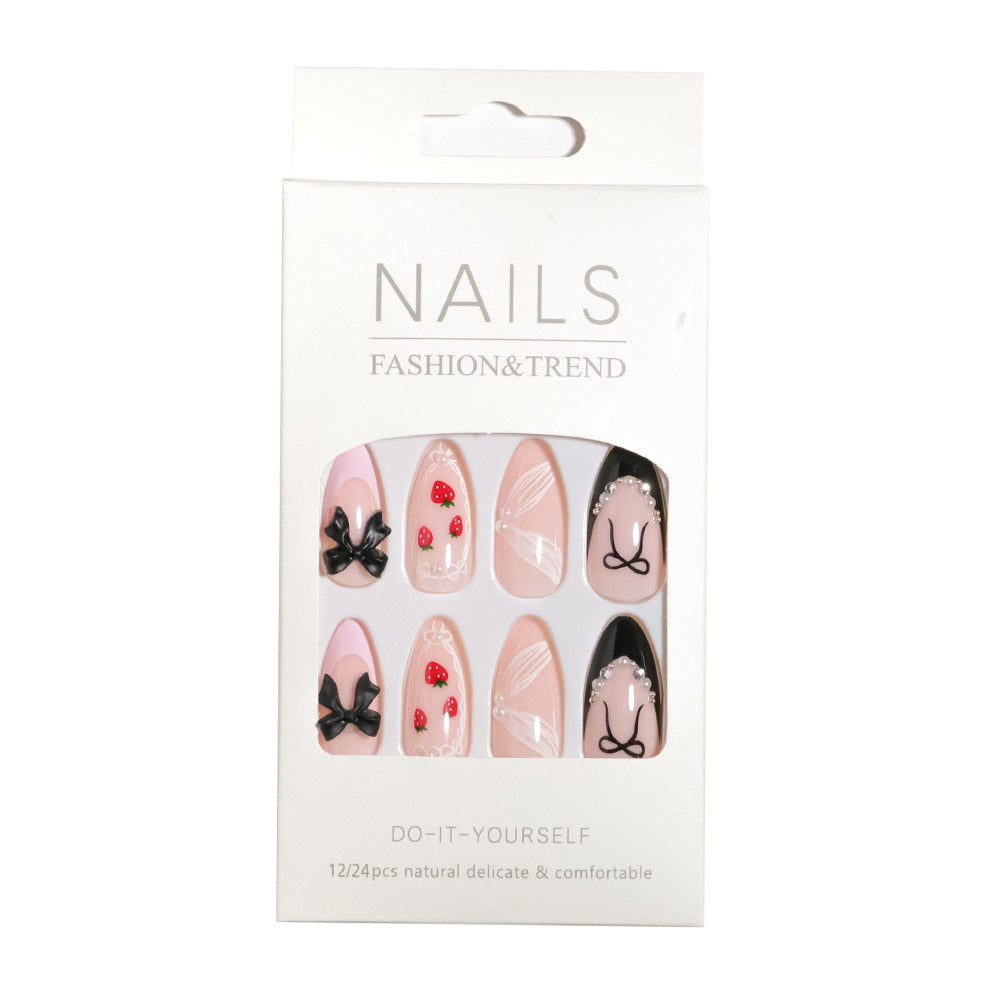 Künstlerisches DIY Press-On Nagelset Karnz