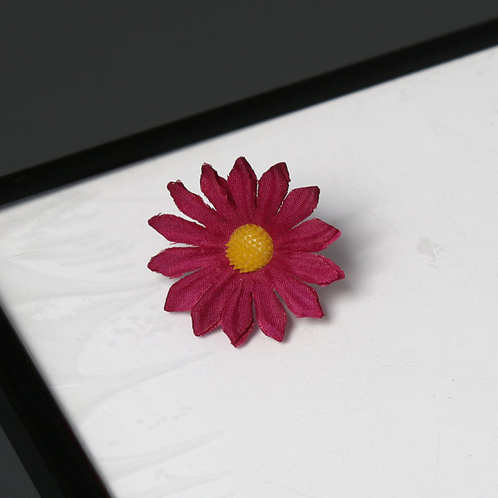 Elegante Stoff Margeritenblume Brosche für dekorativen Gebrauch