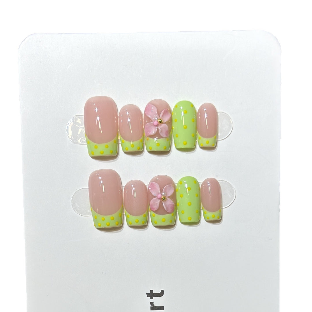 Acryl Floral Design Press-On Nagel Set Karnz