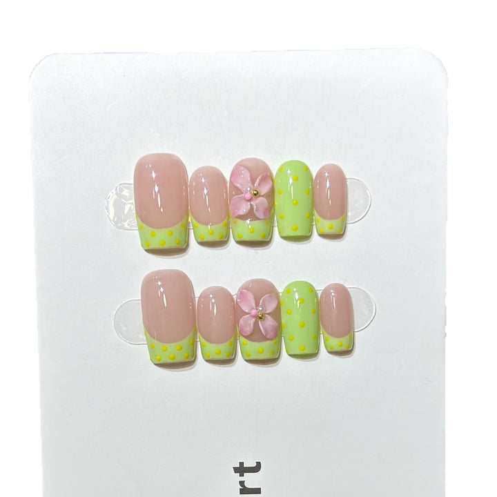 Acryl Floral Design Press-On Nagel Set Karnz