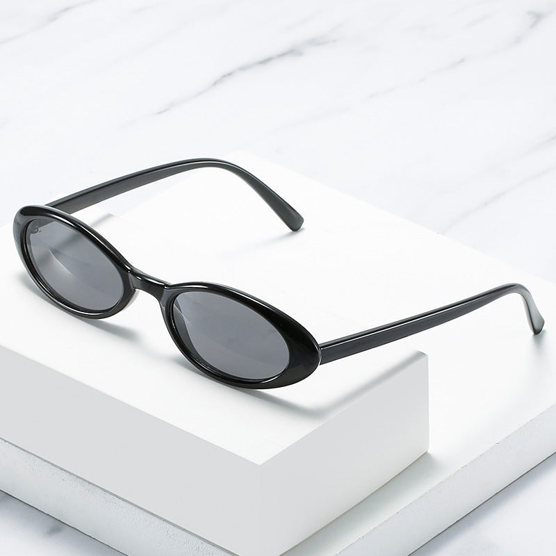 Retro-inspirierte ovale Sonnenbrille Karnz 1787812428