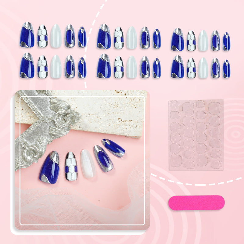 Kreatives sportlich inspiriertes Press-On-Nagelkunst-Set
