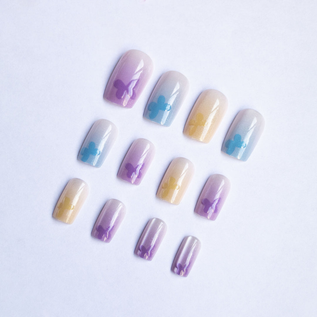Künstlerischer Glamour Nagelkunst