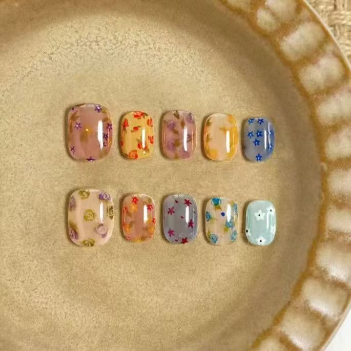 Künstlerisches Kaffee-inspiriertes Press-On Nagelkunst Set Karnz