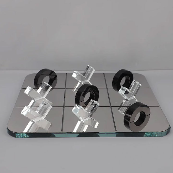 Modernes dekoratives Tic-Tac-Toe-Spiel